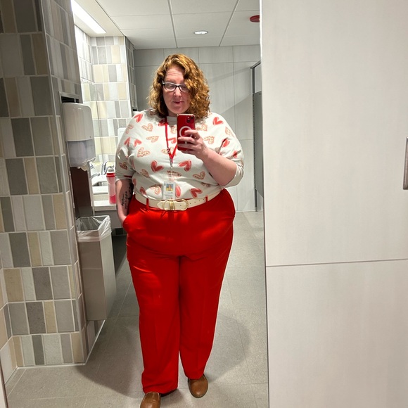 Meet your Posher, Lisa - Picture 4 of 4